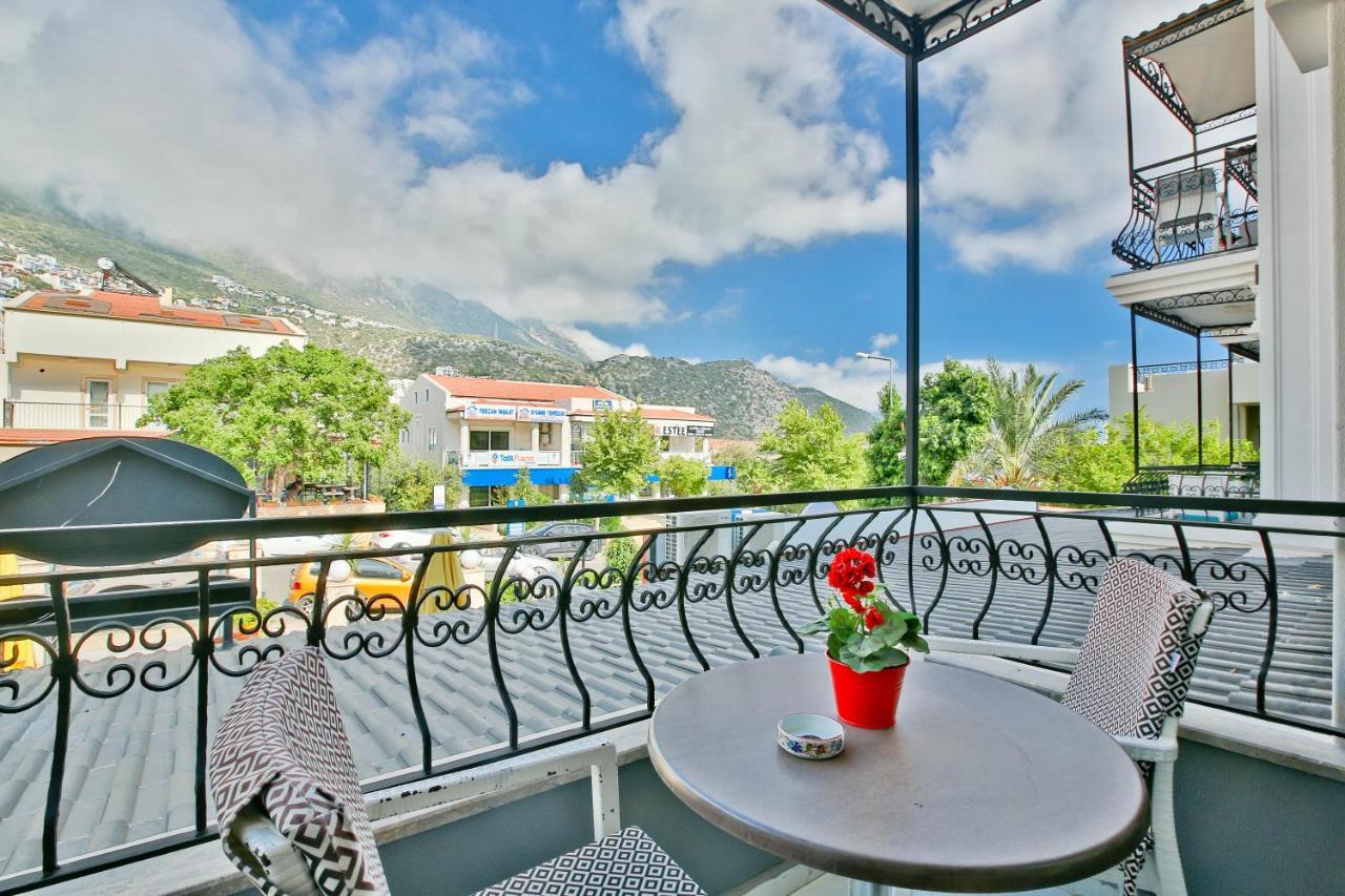 Nur Suites & Hotels Kalkan Esterno foto