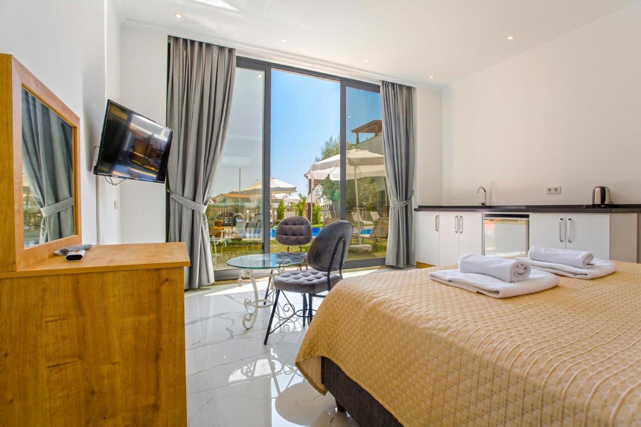 Nur Suites & Hotels Kalkan Esterno foto