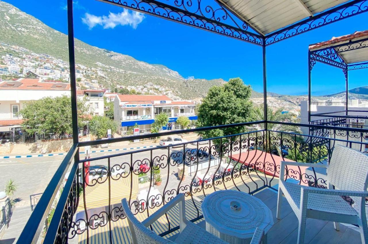 Nur Suites & Hotels Kalkan Esterno foto