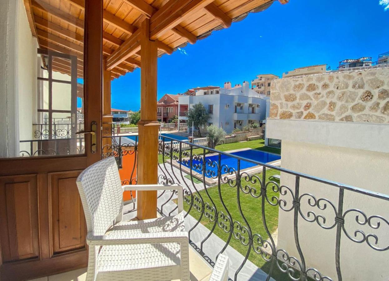 Nur Suites & Hotels Kalkan Esterno foto